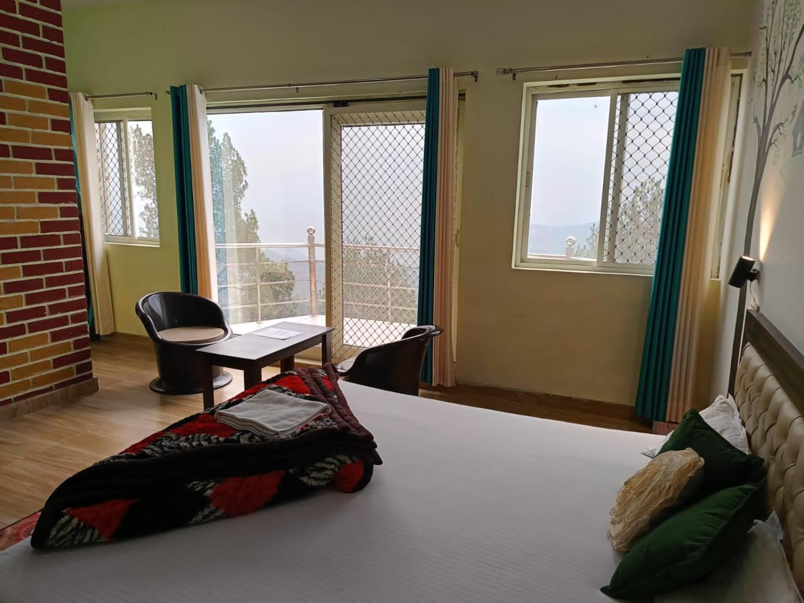 Joshi Holiday Home Stay لانسداون المظهر الخارجي الصورة