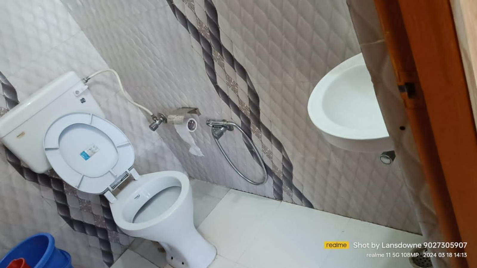 Joshi Holiday Home Stay لانسداون المظهر الخارجي الصورة