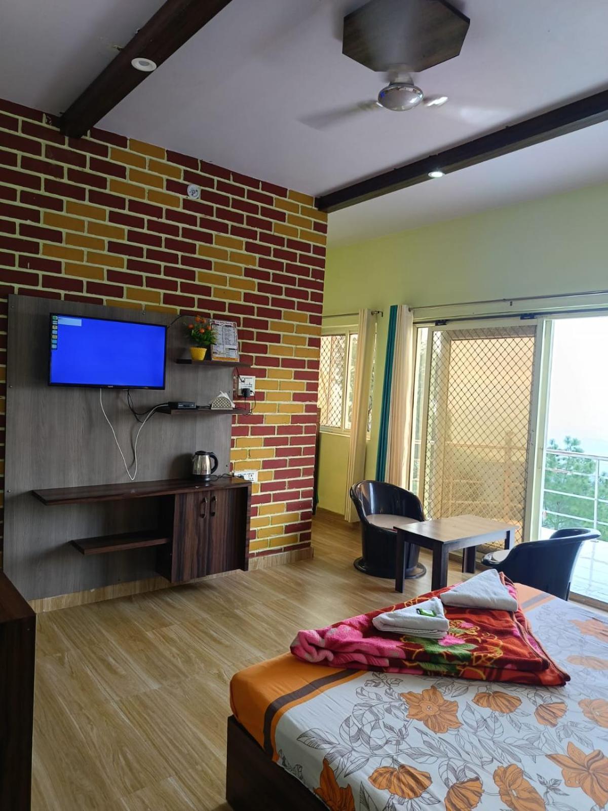 Joshi Holiday Home Stay لانسداون المظهر الخارجي الصورة