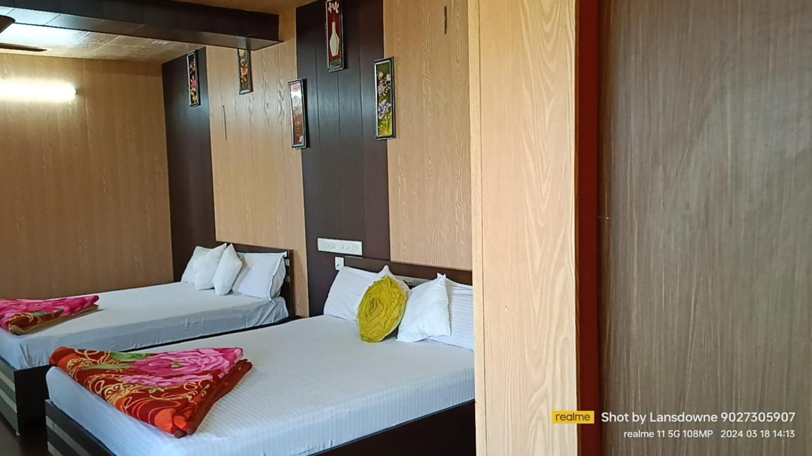 Joshi Holiday Home Stay لانسداون المظهر الخارجي الصورة