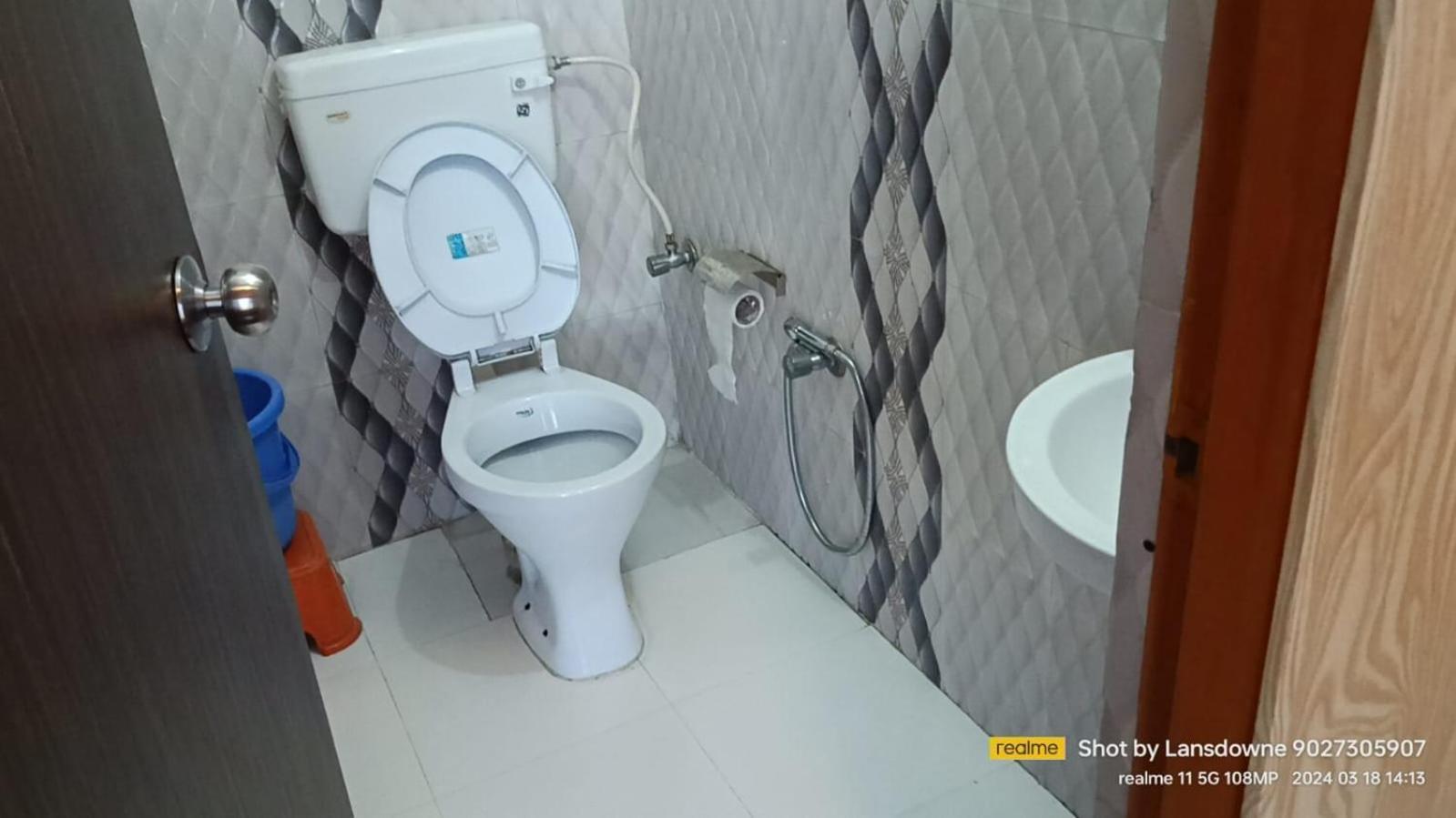 Joshi Holiday Home Stay لانسداون المظهر الخارجي الصورة