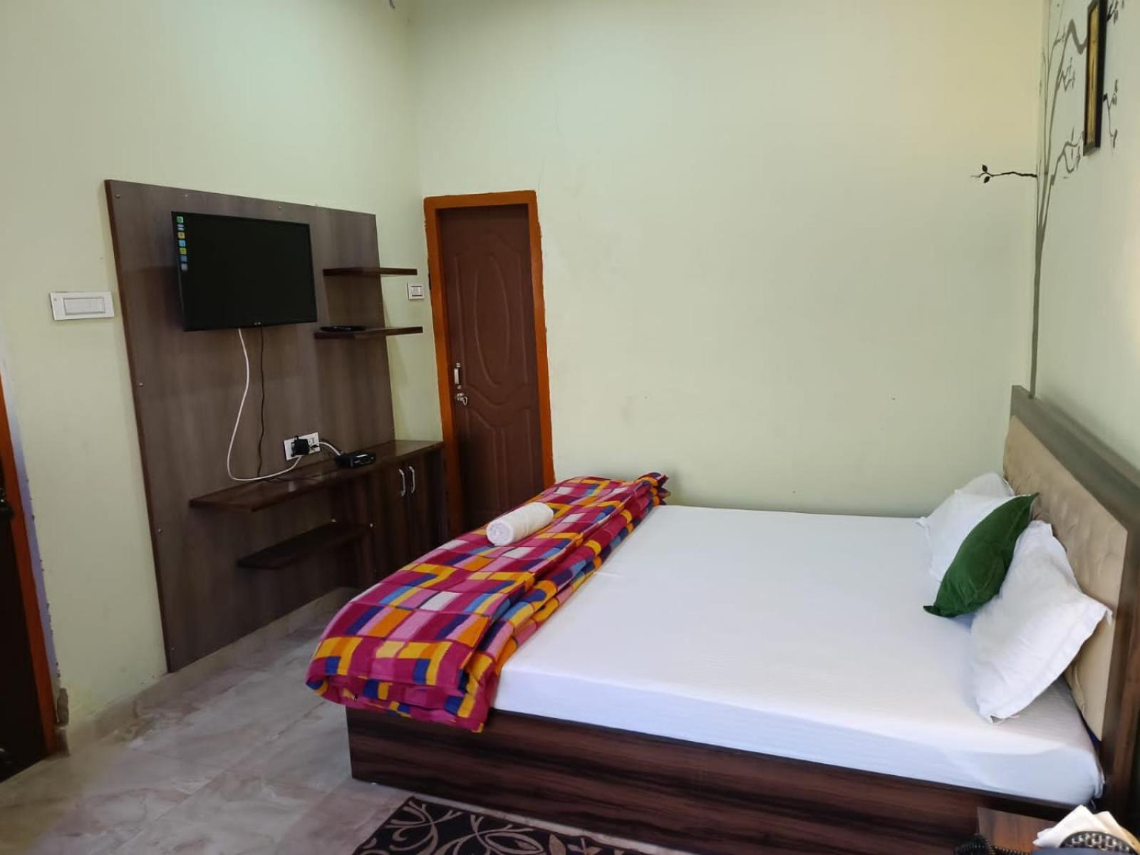 Joshi Holiday Home Stay لانسداون المظهر الخارجي الصورة